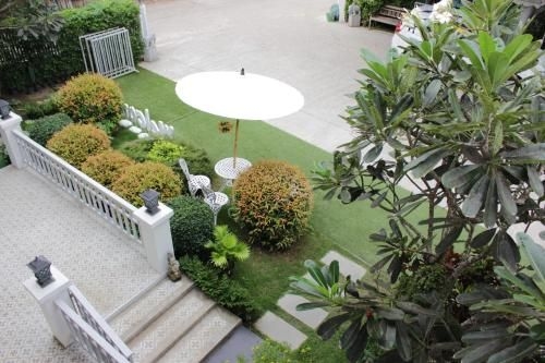 Moeimanee Resort3