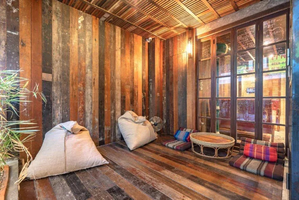 Siam Plug In Hostel3
