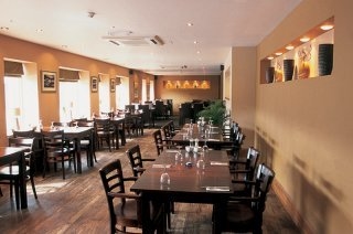 Caledonian Hotel2