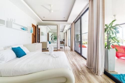 Beachfront Ao Yon villa by Lofty2