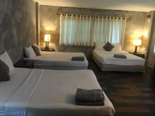 เครสเซนต์ เบย์ รีสอร์ต (Crescent Bay Resort)4