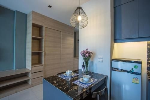 Condo Icon Park D344