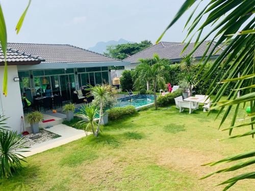 Deris Poollvilla4