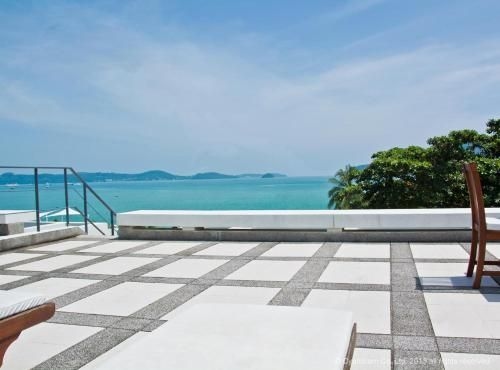 Coral Penthouse4