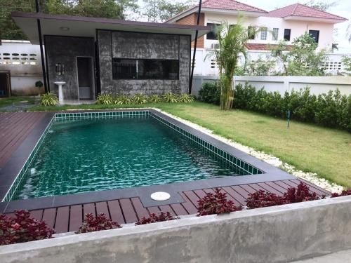 Rosemary villa1
