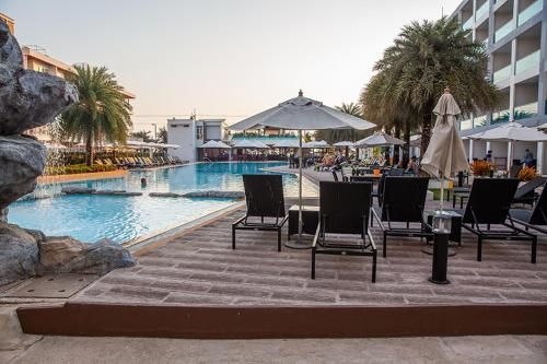 GB710 Grand Blue Beach Conco0