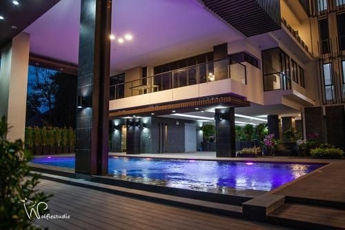 E234 Escape Beachfront Condominium1