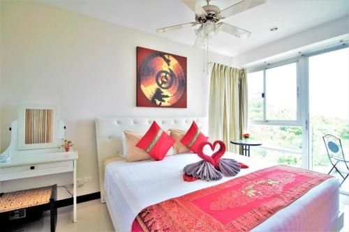 Chic Karon Beach by PHR4
