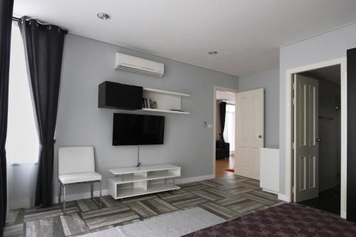 2 bed Apartment Kamala Beach3