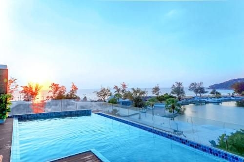 Phoenix Hotel Karon Beach2