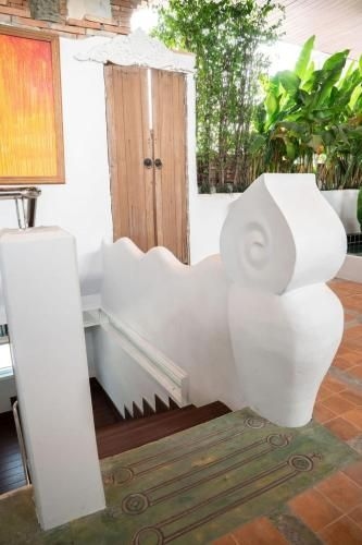 Rahoo Hotel1