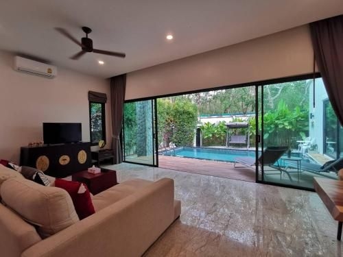 Tantara Pool Villa At Chalong4