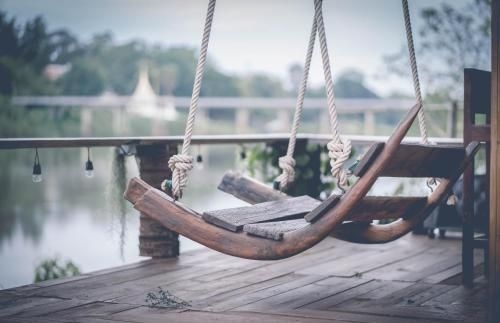 ดิ แอนทีค ริเวอร์ไซด์ รีสอร์ต (The Antique Riverside Resort)3