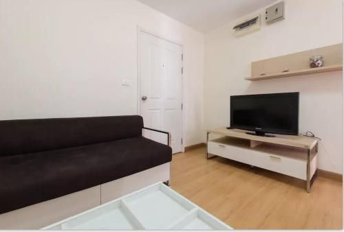 Comfy Deluxe Studio1