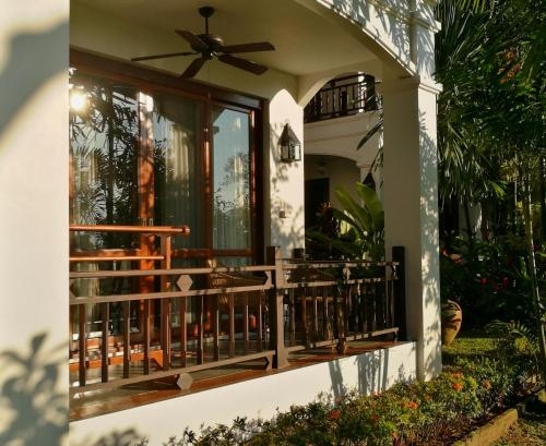 Villa Albizia in Chiang Mai1