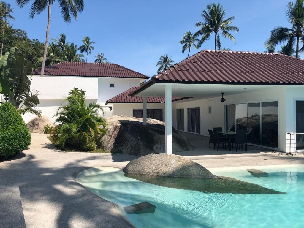 Villa MAORA 3 Bedrooms with Private Pool0