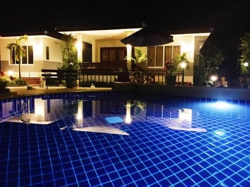 Bougainvill Samui2
