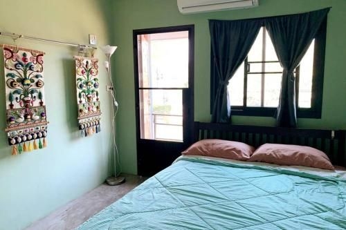 Sun & Moon Home2