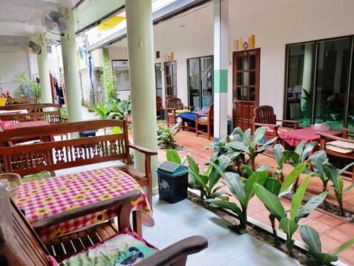 ไวท์ บีช เฮาส์ (White Beach House)4