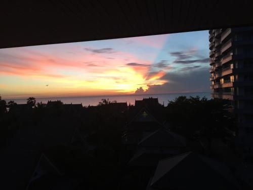 Baan Talay Samran Suite 4101
