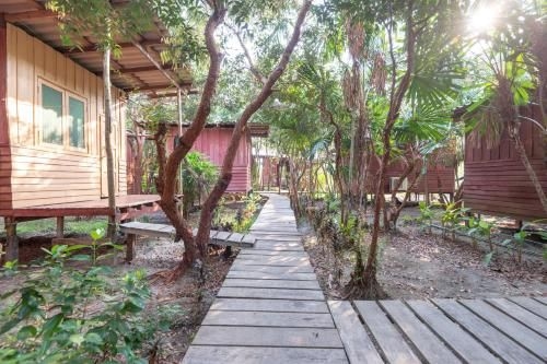 OYO 693 Tree House Cottage (OYO Tree House Cottage)4
