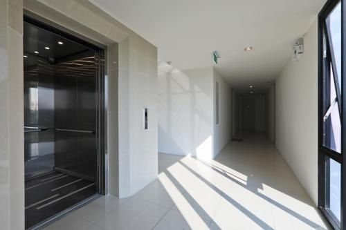 Aristo 1 Surin Beach Phuket by Marianna W4