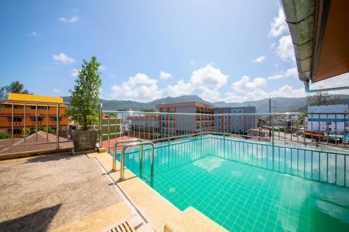 Kamala Cool Hotel0