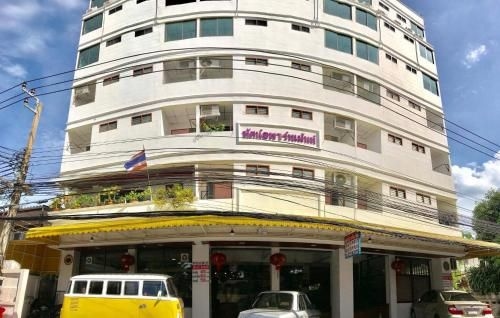 Tat Residence3