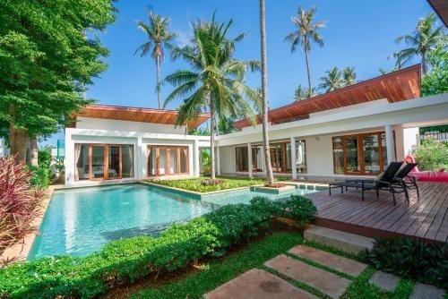 Pranaluxe 4 Bedroom Pool Villa0