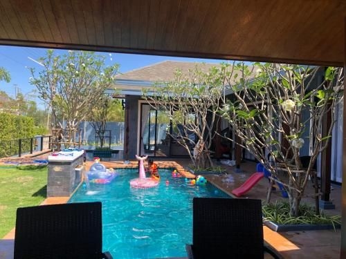Emmy PoolVilla0