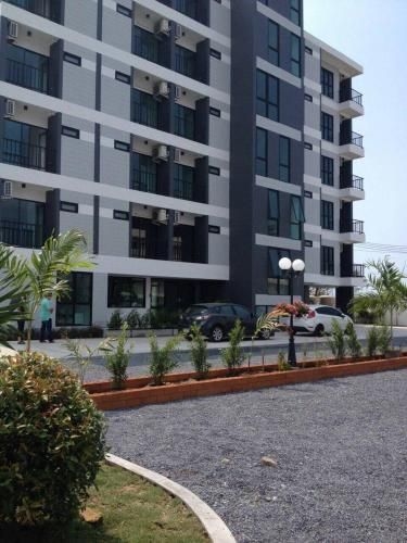 พร้อมสุข อพาร์ตเมนต์ (Promsook Apartment)3
