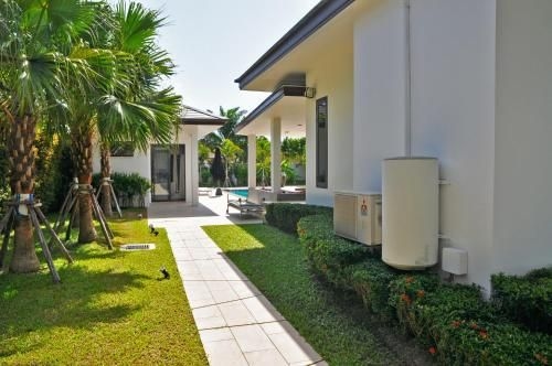 Lagoon Villa3