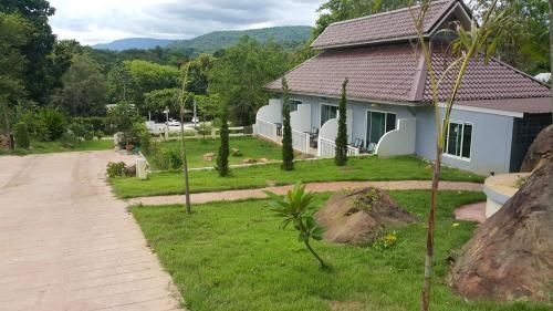 Farm Terrace4