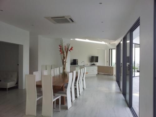 Serenity Villa1