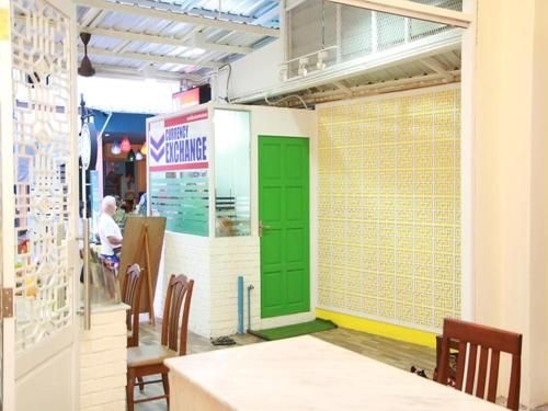 Sino Hostel @ Kata3