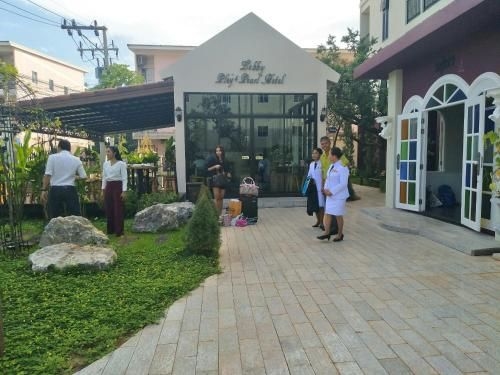 โรงแรมพลอยเพิร์ล (Ploy's Pearl Hotel)3