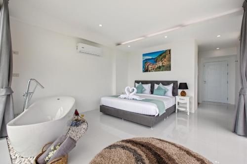 Chaweng Hill Site Pool Villa Snow Light1