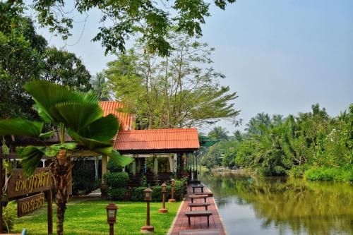 บ้านกรนรา รีสอร์ท (Baan Kornnara Resort)0