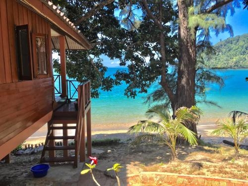 Marina Resort Koh Phayam0