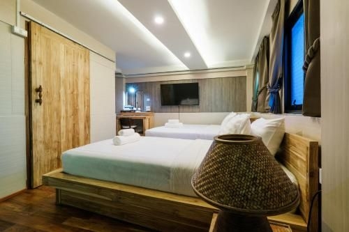 Sleep Walker Hotel Nawarat Bridge2