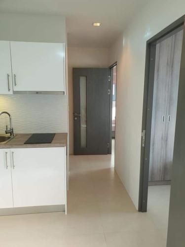 Grandblue condominium Room 6061
