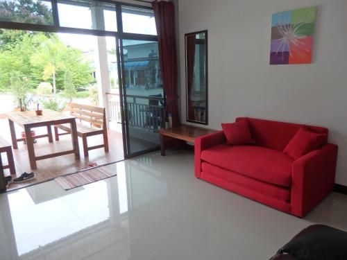 99 The Residence (2 Bedroom)0