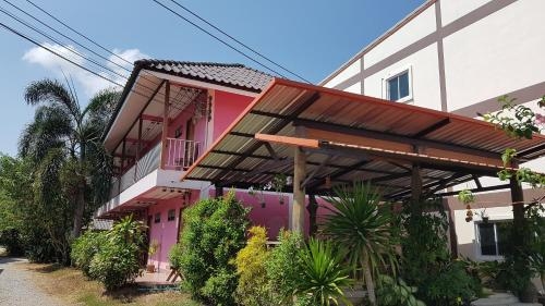 Nayong Resort0