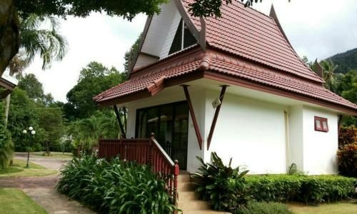 Lilly Bungalow0