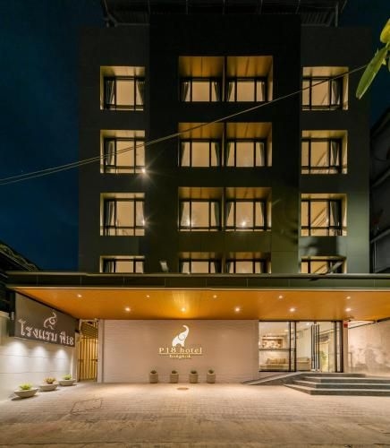P18 Hotel0