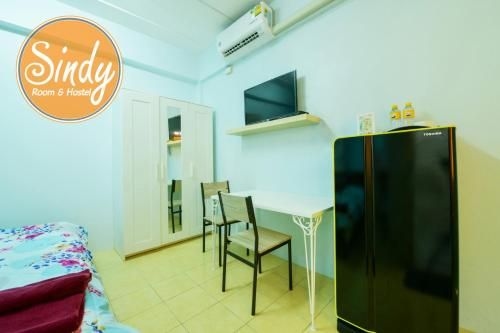 Sindy Rooms4