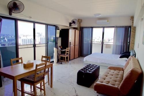 Fully renovate Studio in Bang Kapi0