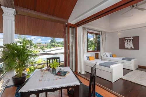 Talay Naiharn Villa - 11 Bedroom Villa, Naiharn, Phuket (Talay Naiharn Villa)2