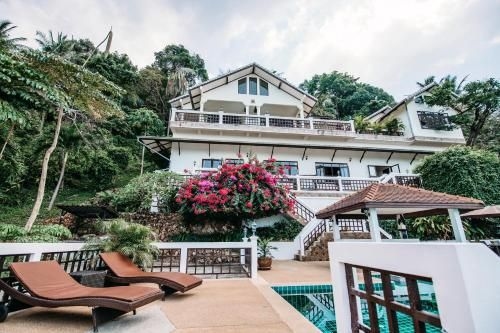 Emerald Pool Villa0
