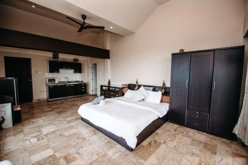 Emerald Pool Villa1